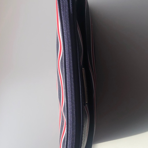 Tommy Hilfiger Crossbody Nautical Stripe Purse - Picture 6 of 6